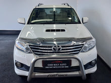 Load image into Gallery viewer, FORTUNER 3.0D-4D R/B - H496
