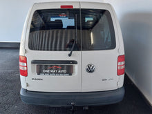 Load image into Gallery viewer, CADDY MAXI 2.0TDI (81KW) CREWBUS P/V - H812
