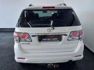 FORTUNER 3.0D-4D R/B - H496