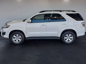 FORTUNER 3.0D-4D R/B - H496