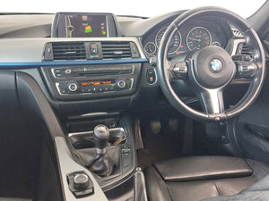 320i M-SPORT (F30) - H804)