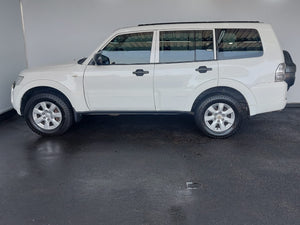 PAJERO 3.2 DI-DC GLX A/T - H727