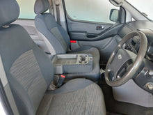 Load image into Gallery viewer, H-1 2.5 CRDI MULTICAB A/T 6 SEAT - H777
